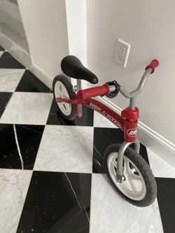 Radio flyer balance bike