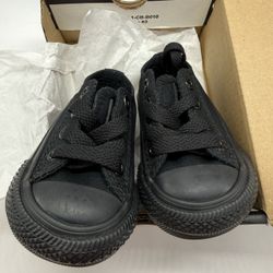 New Converse Chuck Taylor Infant Black Size 2