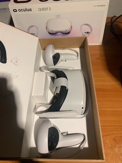 OCULUS QUEST 2 / 256 GB / NEW, BARLEY USED and EXTRAS