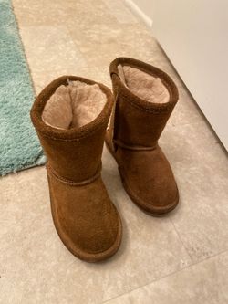 Toddler size 7 BearPaw suede brown boots