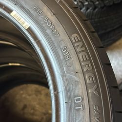 215/50/17 Michelin energy