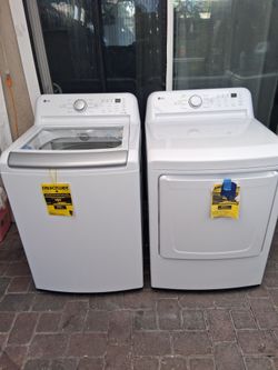 Washer and Gas dryer Like New