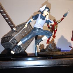 Itachi Statue 