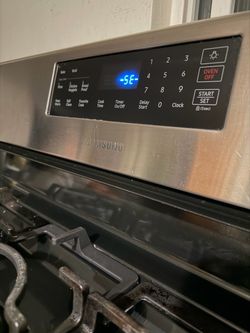 Stove - kitchen - Samsung 30’