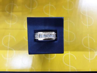 Men's Ring - Yellow Gold 14k (.585) 8.6 grams Size 10