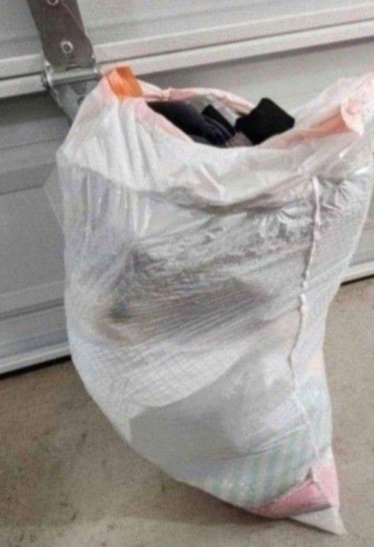 $20 Bag Of Women's Clothes