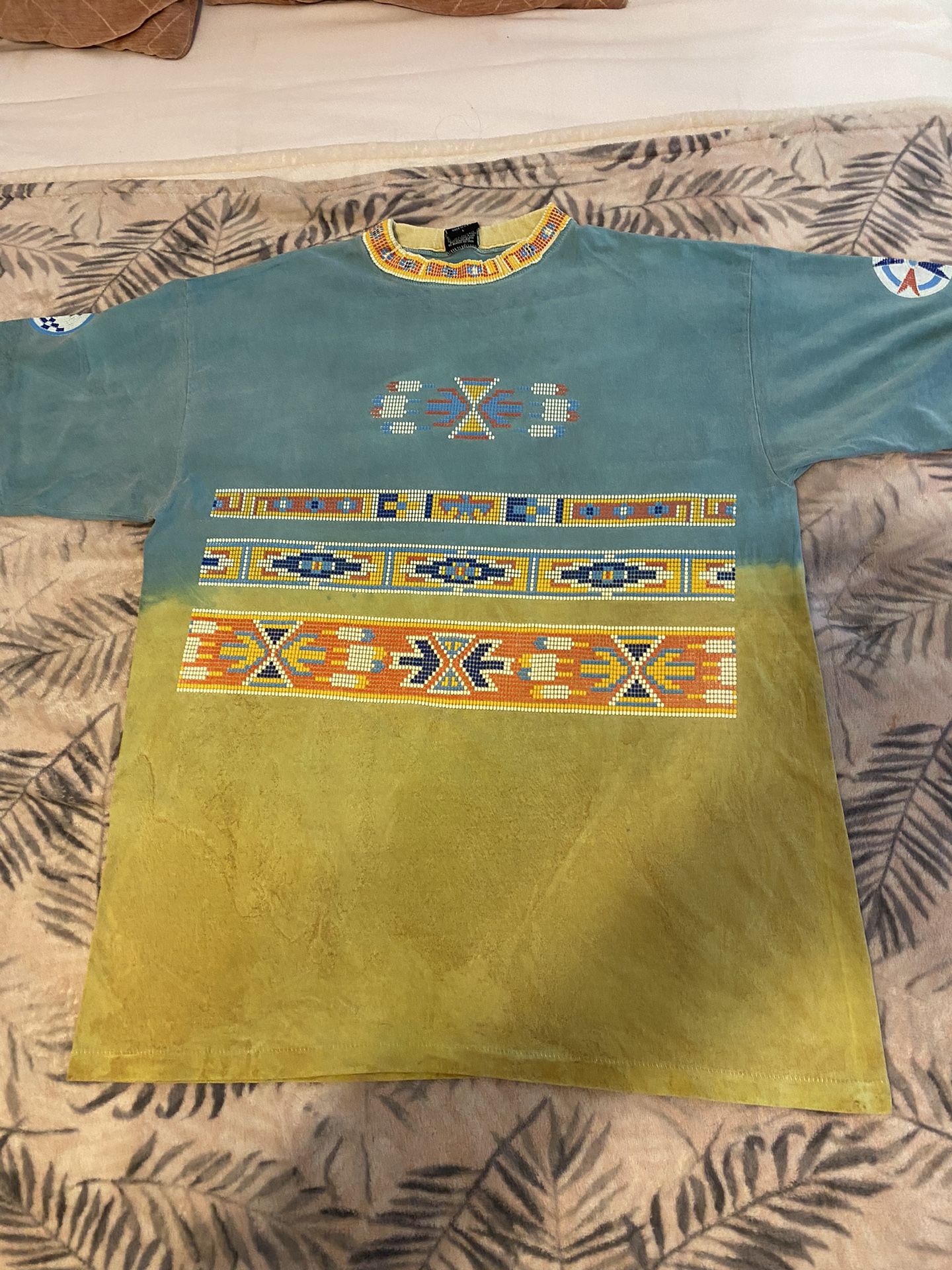 Vintage 90s Factory Artwear Aztec Southwest T-Shirt Men\'s Size Large Made in USA