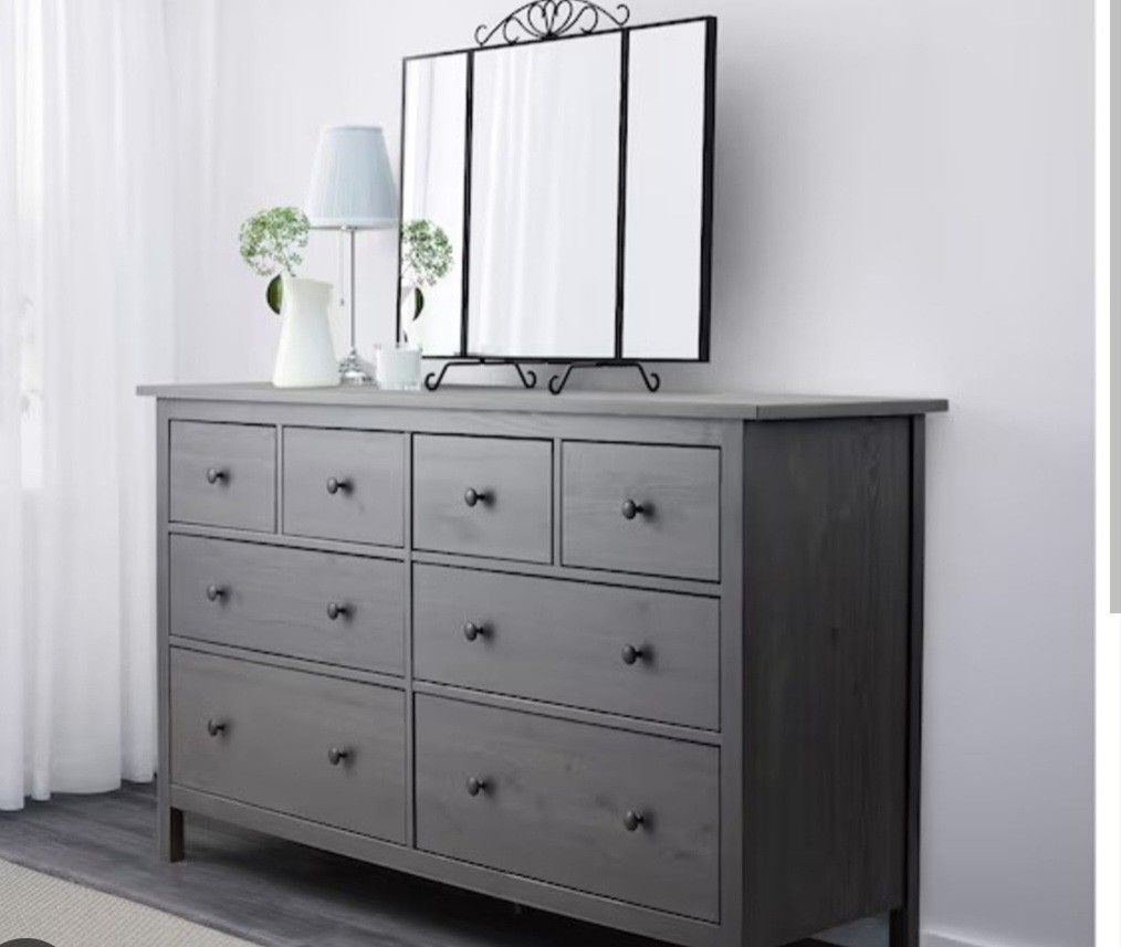 Excellent Condition 8 Drawer IKEA Grey C)olor HEMNES Dresser