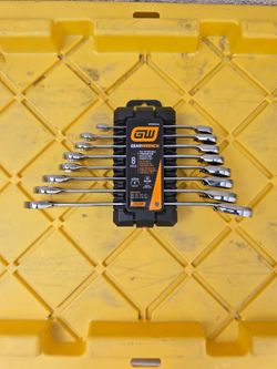 GEARWRENCH
SAE 90-Tooth Reversible Combination Ratcheting
