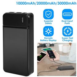 NEW IN BOX 30000MAH Maxlife power bank MXPB-01 30000 mAh black