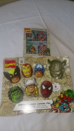 Marvel Comics cupcake kit and cakelet pan, Williams Sonoma