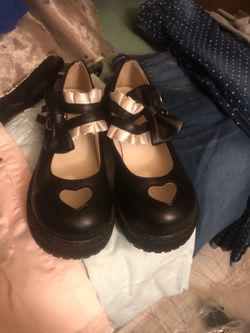 Girl shoes
