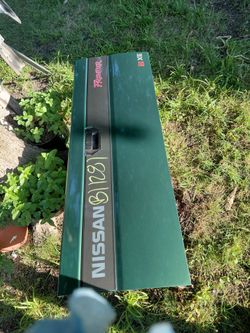 Nissan Frontier tailgate