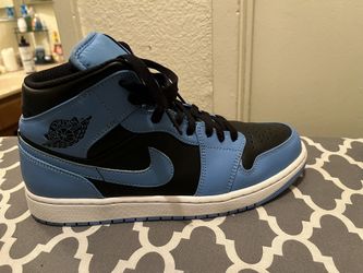 Jordan 1 mids "university blue"