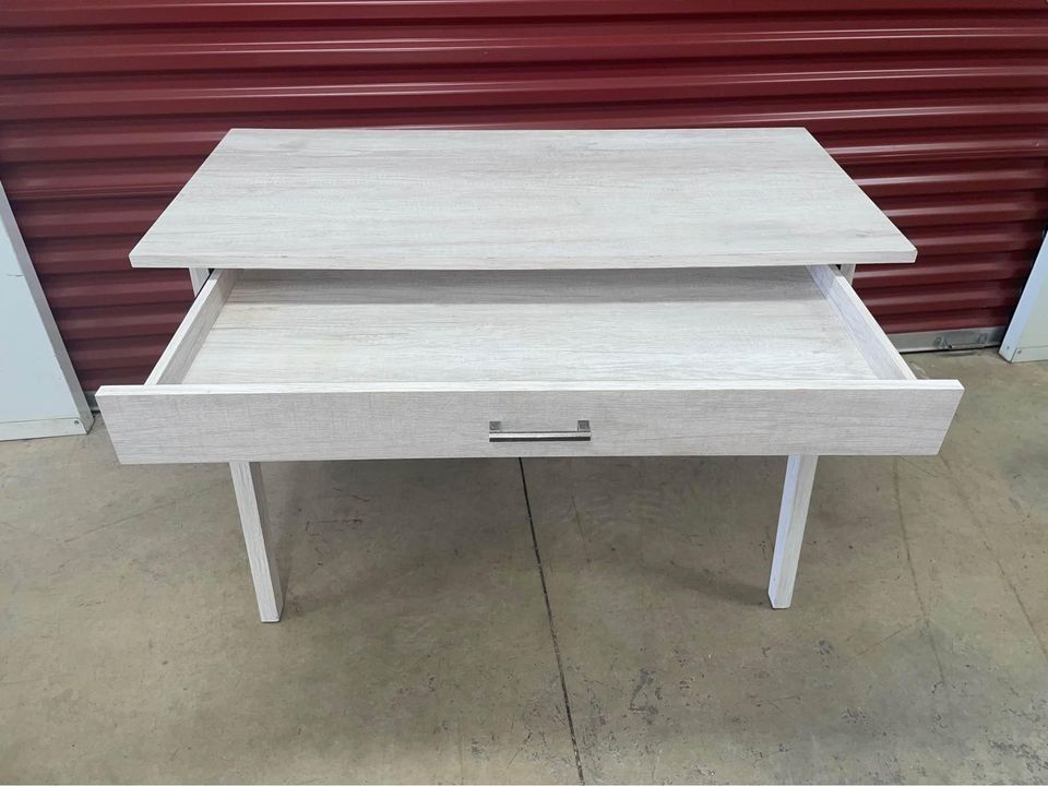 Paulo Wood Desk “Off White”