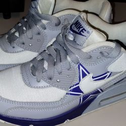 Women's Dallas Cowboys Nike Shoes
