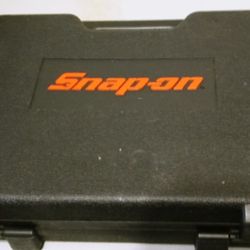 Snap On Cordless Screwdriver Flashlight Kit