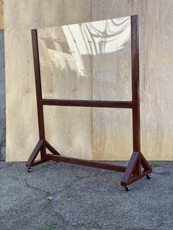 Plexiglass divider