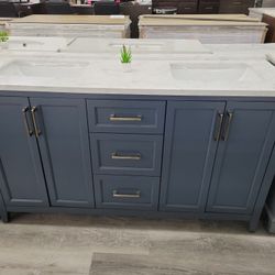 Bathroom Vanity 61" 