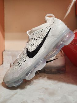 Nike Air VaporMax 2023 Flyknit size 9