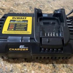 Dewalt DCB1106 20V 6 Amp Battery Charger