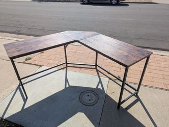 L shaped desk