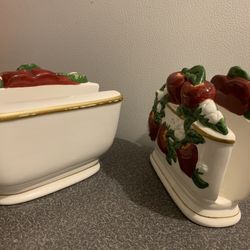 Apple napkin holders