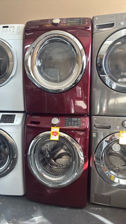 Nice like new Samsung washer and gas dryer set