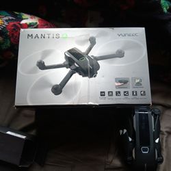 Yuneec Mantis Q Drone