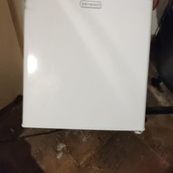 Emerson Mini Fridge