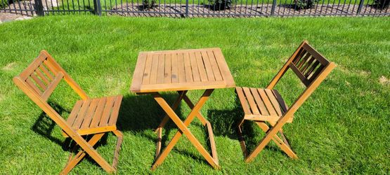 Acacia wood patio bistro set