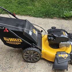 Used Dewalt 163cc selfpropelled lawnmower