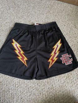 Eric Emanuel shorts size S/M/L,XL
