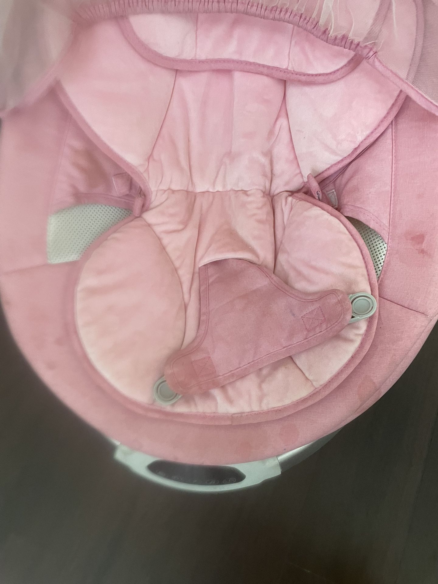 Baby swing 