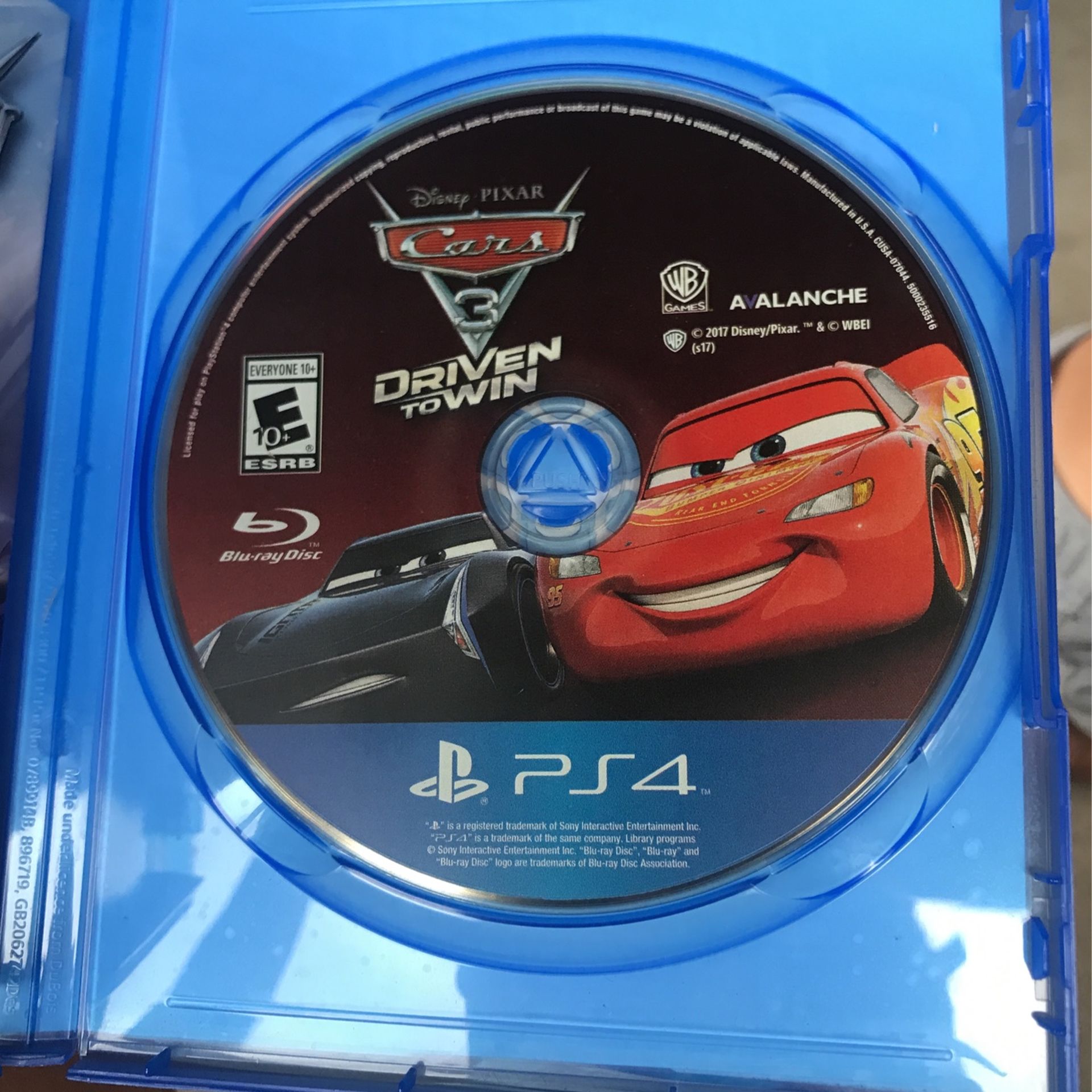 5 Pack Ps4 Games- Battlefront Deluxe Edition, Battlefront 2, Madden 18, Monster Hunter World, Cars 3 Driven 2 Win
