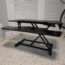 Stand Up Desk / Desk Riser