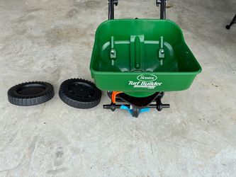 Brand New Scotts Turf Builder - Lawn Fertilizer Cart