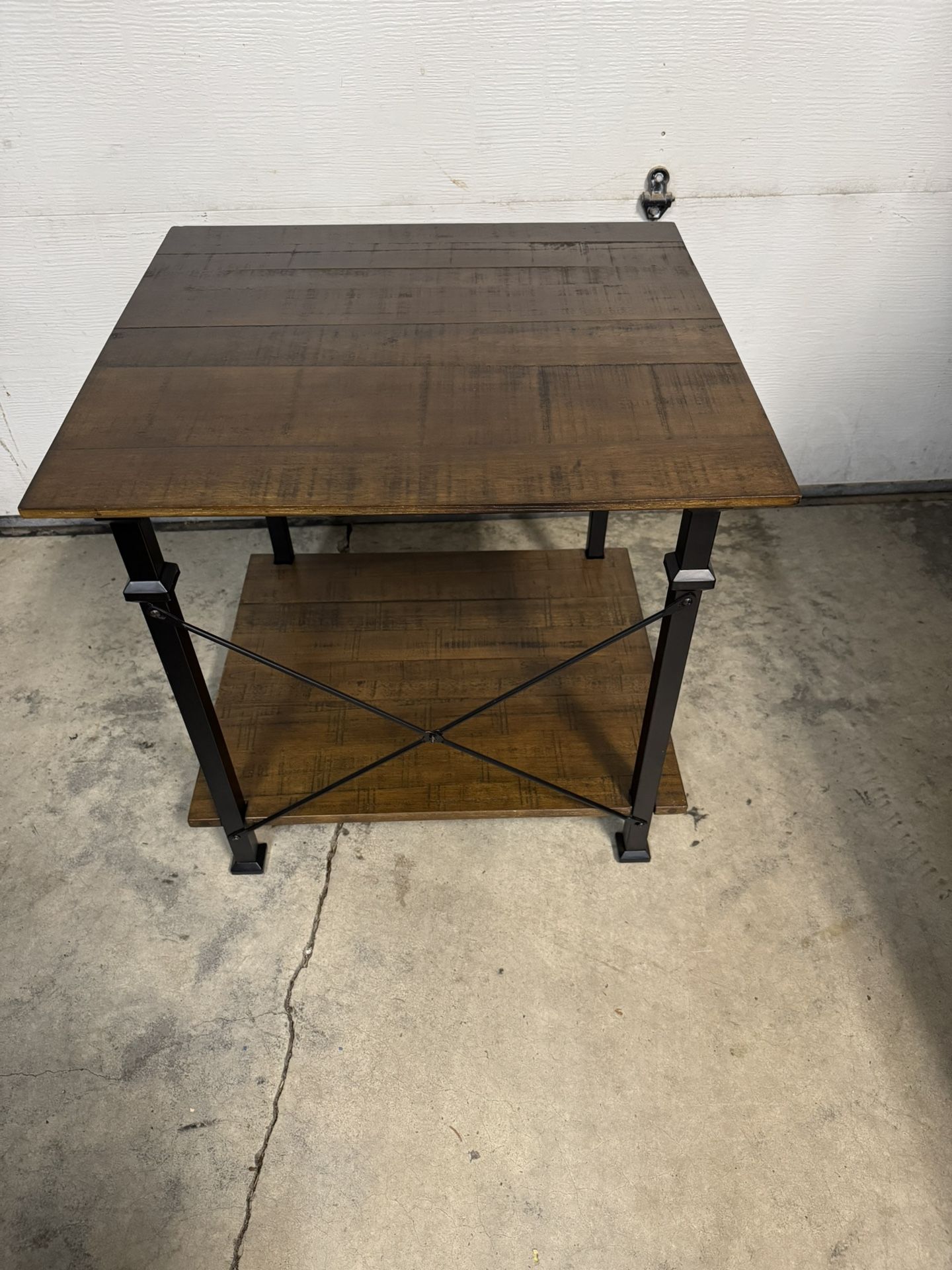 Zona Solid Wood End Table