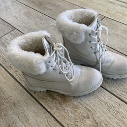 Girls Boots 