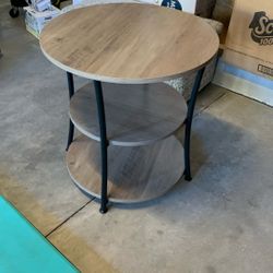 Nice Brown &black Side Table 