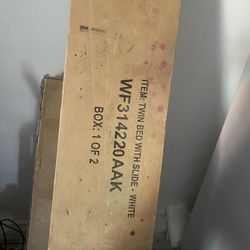 Girls Bunk Bed Slide .. Brand New In Box