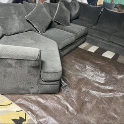 Gray black couch good condition clean we sell all the time delivery extra 40 local