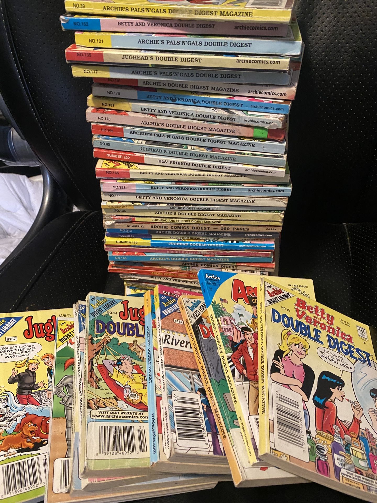 Archie Double Digest Comic Book Lot