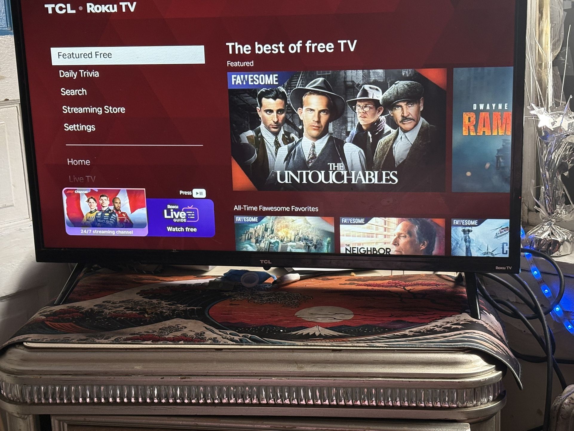 Roku 32 Inch Smart Tv With Tv Mount