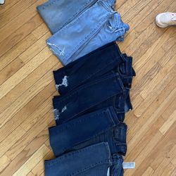 6 Pairs Of Women’s Jeans