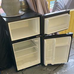 Mini Fridge 3.1 Cu. ft. 