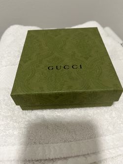 Authentic Gucci 5.5” x 4.5” - Medium Square Wallet Gift Box  