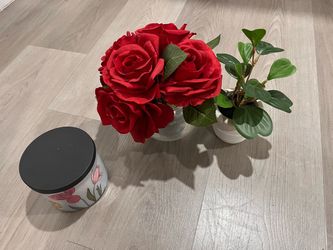 Miscellaneous home decor