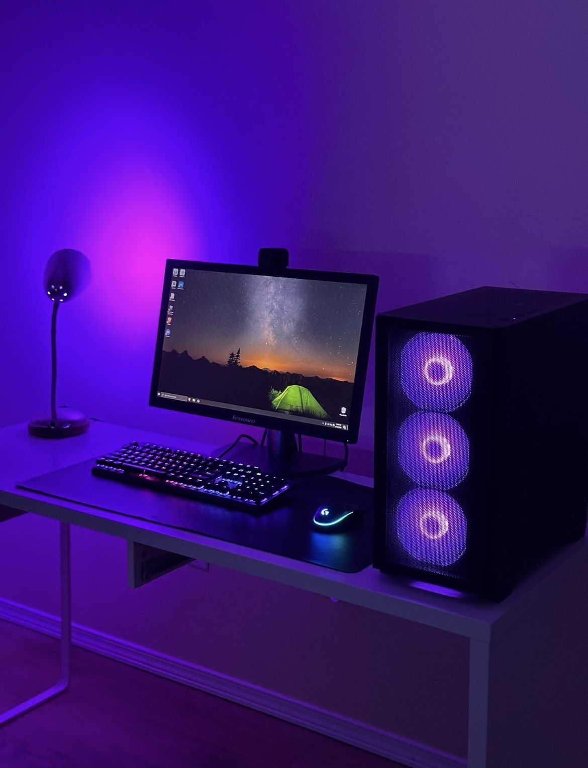 Full PC Setup – Monitor, Keyboard, Mouse, Headset – Plug & Play