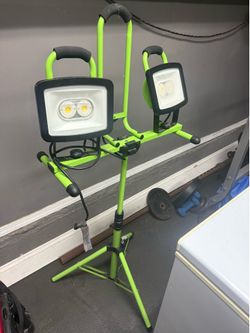 Dual head led lights